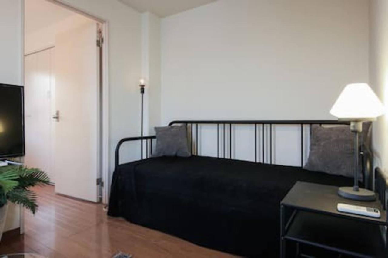 Sengoku Eki-Mae Bldg 401 Apartment Токио Екстериор снимка